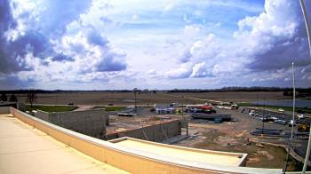 Weather camera view of North Putnam MS.