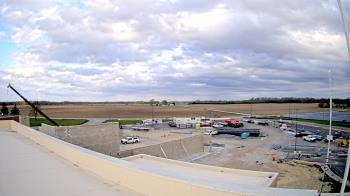 Weather camera view of North Putnam MS.