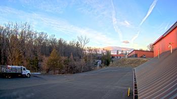 Weather camera view of Rockland County Highway Garage.