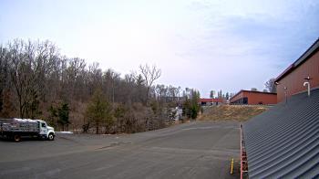 Weather camera view of Rockland County Highway Garage.