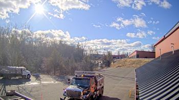 Weather camera view of Rockland County Highway Garage.