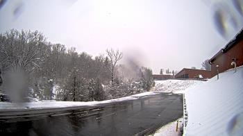 Weather camera view of Rockland County Highway Garage.