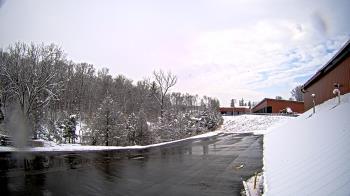 Weather camera view of Rockland County Highway Garage.