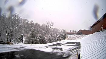 Weather camera view of Rockland County Highway Garage.