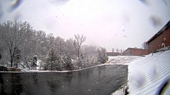 Weather camera view of Rockland County Highway Garage.