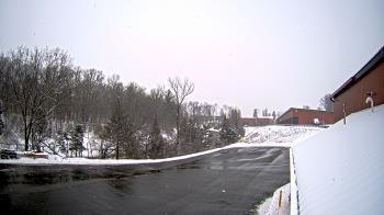 Weather camera view of Rockland County Highway Garage.