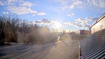Weather camera view of Rockland County Highway Garage.