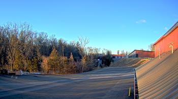 Weather camera view of Rockland County Highway Garage.