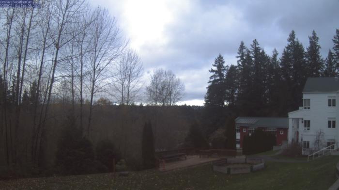Weather camera view of The Overlake School.