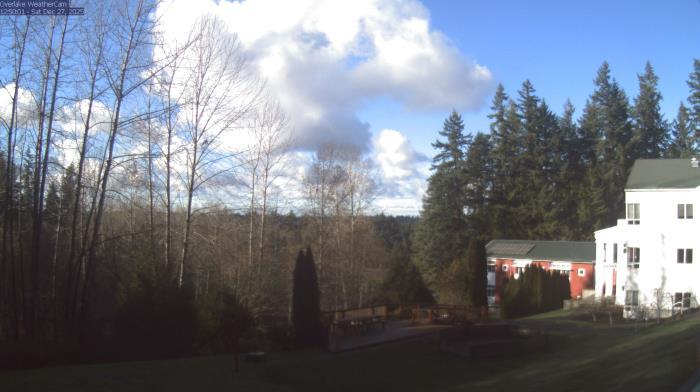 Weather camera view of The Overlake School.