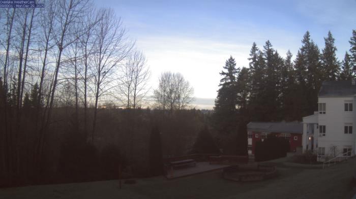 Weather camera view of The Overlake School.