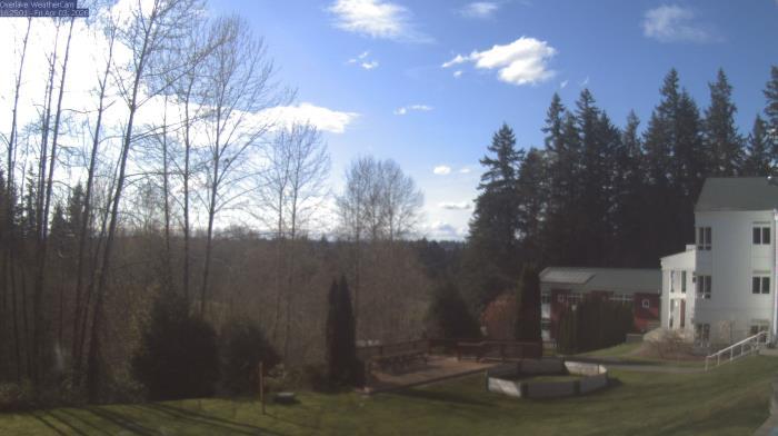 Weather camera view of The Overlake School.