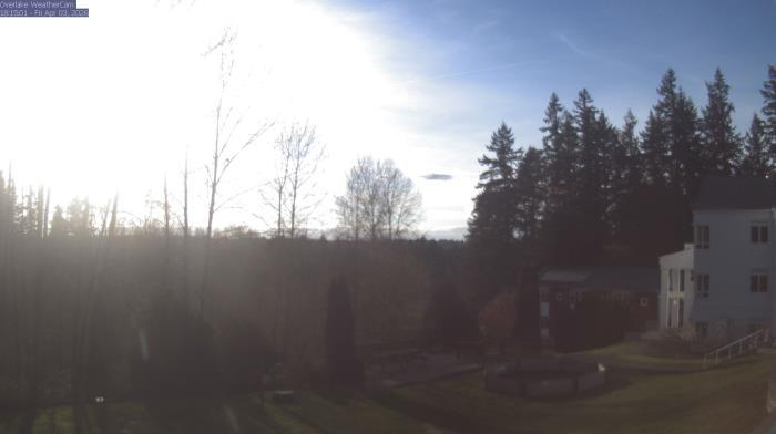 Weather camera view of The Overlake School.