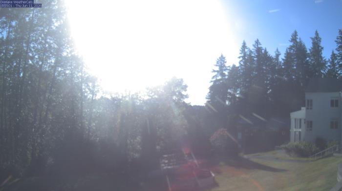 Weather camera view of The Overlake School.