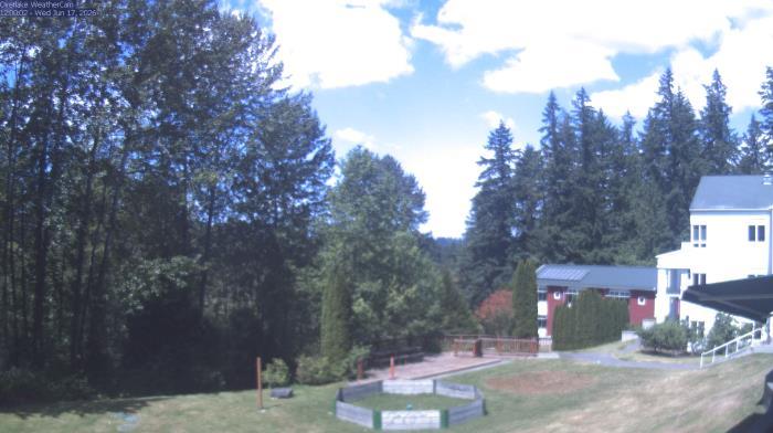 Weather camera view of The Overlake School.
