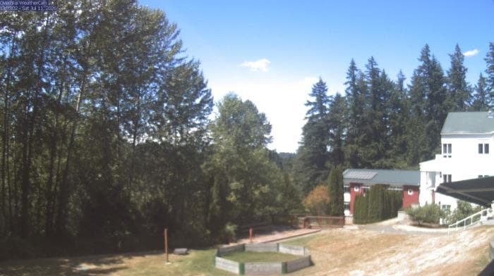 Weather camera view of The Overlake School.