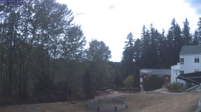 Weather camera view of The Overlake School.