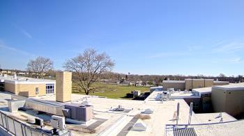 Weather camera view of Riverhead MS.