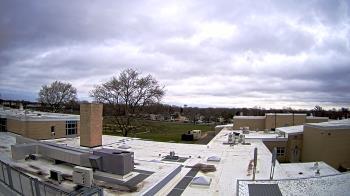 Weather camera view of Riverhead MS.