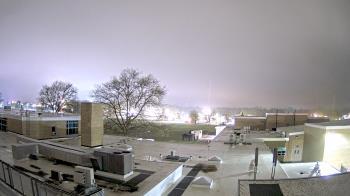 Weather camera view of Riverhead MS.