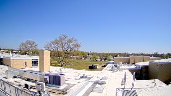 Weather camera view of Riverhead MS.