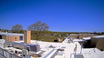 Weather camera view of Riverhead MS.