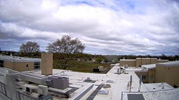 Weather camera view of Riverhead MS.