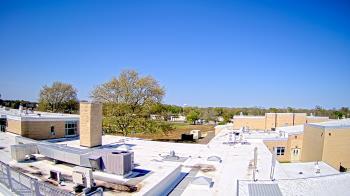 Weather camera view of Riverhead MS.