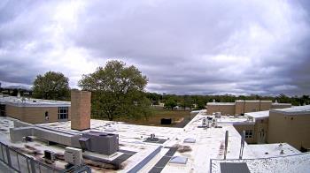 Weather camera view of Riverhead MS.