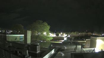 Weather camera view of Riverhead MS.