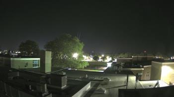 Weather camera view of Riverhead MS.
