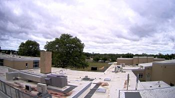 Weather camera view of Riverhead MS.