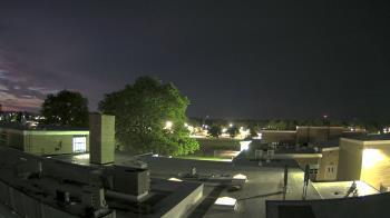 Weather camera view of Riverhead MS.