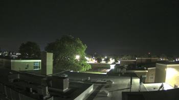 Weather camera view of Riverhead MS.