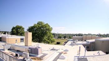 Weather camera view of Riverhead MS.