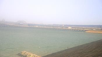 Weather camera view of Chesapeake Bay Beach Club.