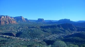 Weather camera view of Aeron Networks - Sedona Airport.