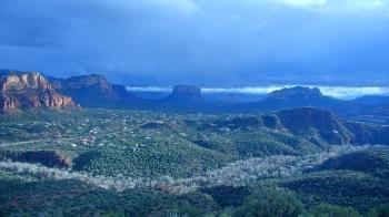 Weather camera view of Aeron Networks - Sedona Airport.