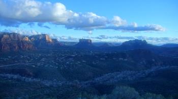 Weather camera view of Aeron Networks - Sedona Airport.