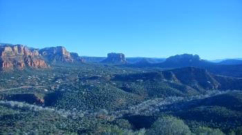 Weather camera view of Aeron Networks - Sedona Airport.