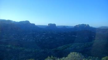 Weather camera view of Aeron Networks - Sedona Airport.