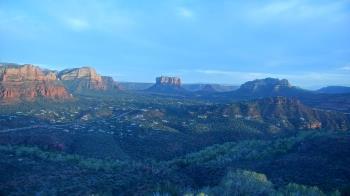 Weather camera view of Aeron Networks - Sedona Airport.