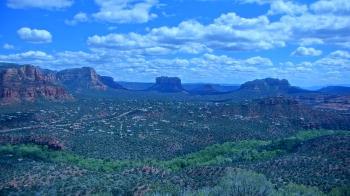 Weather camera view of Aeron Networks - Sedona Airport.