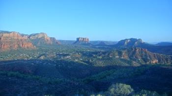 Weather camera view of Aeron Networks - Sedona Airport.