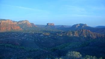Weather camera view of Aeron Networks - Sedona Airport.