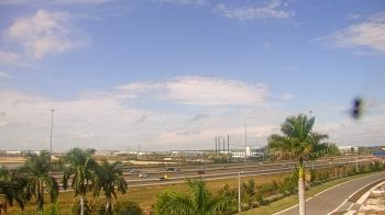 Weather camera view of Seagate.