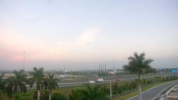 Weather camera view of Seagate.