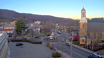 Weather camera view of Village of Suffern.