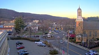 Weather camera view of Village of Suffern.