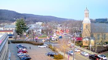 Weather camera view of Village of Suffern.